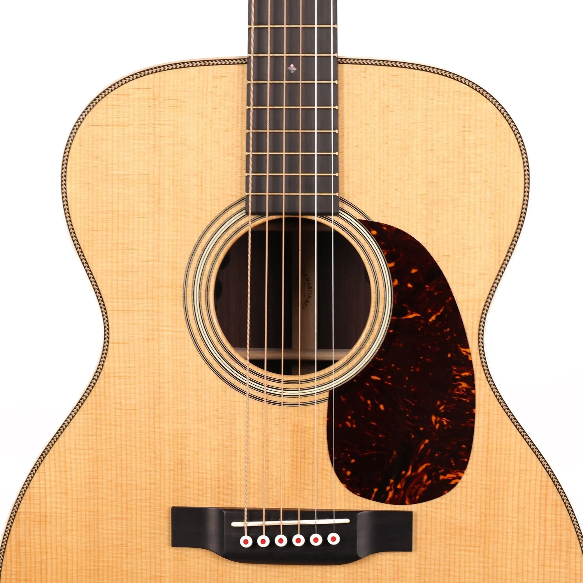 000-28E Modern Deluxe Acoustic-Electric 2021
