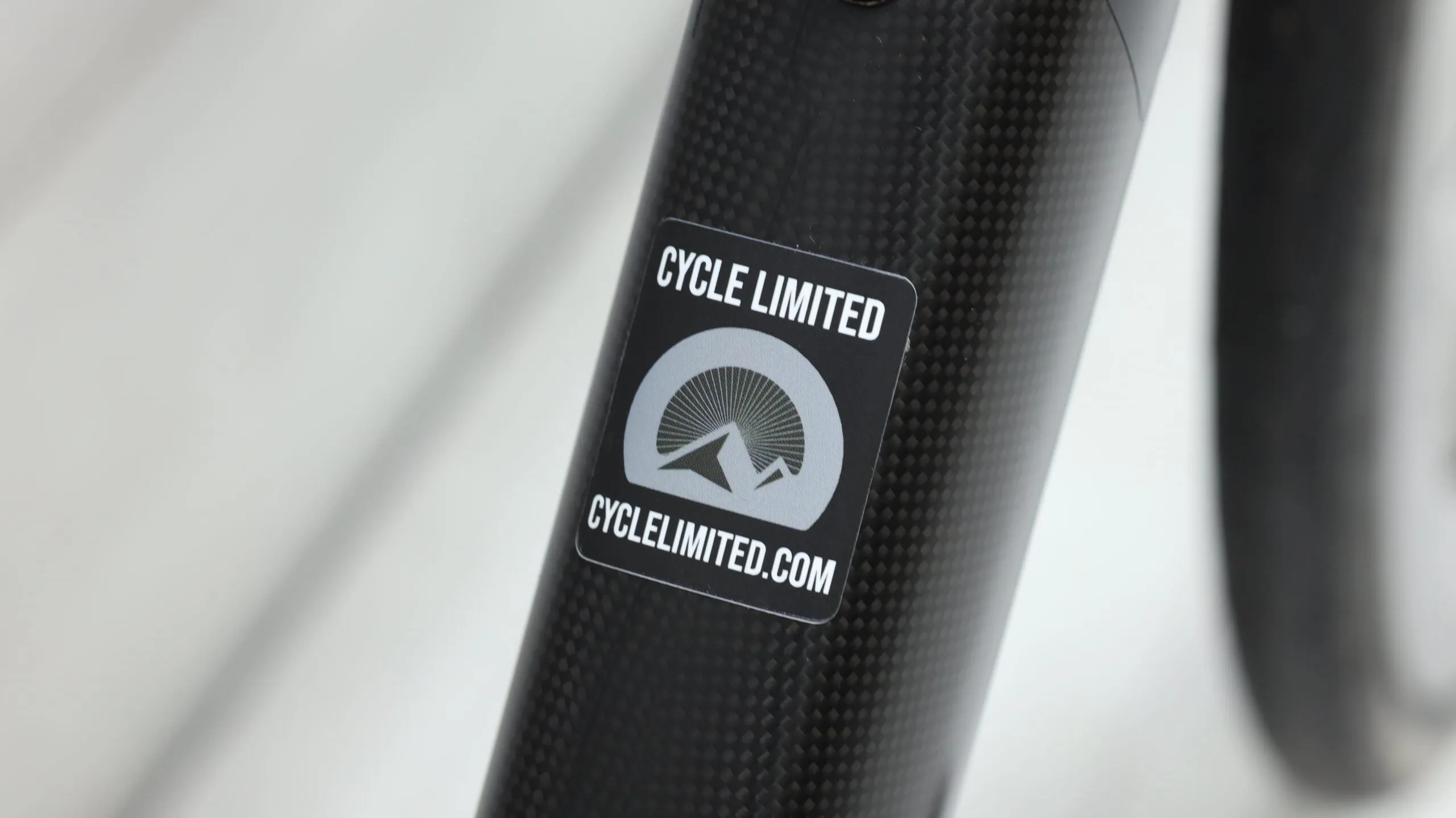 2014 Look 695 Aerolight  Road Bike - 57cm