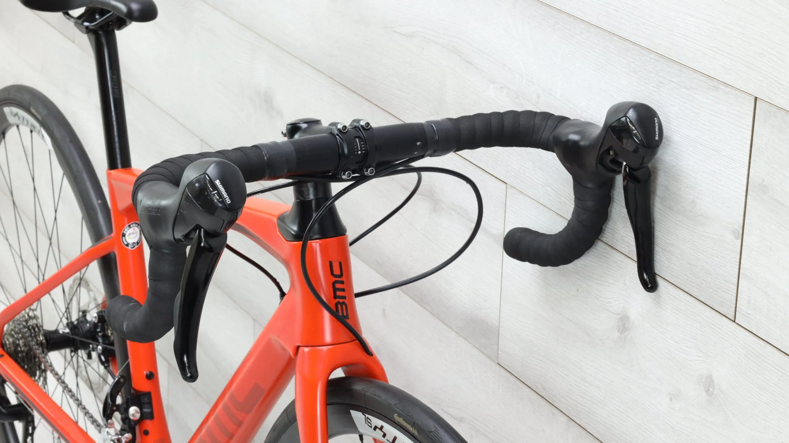 2017 BMC Roadmachine 02  Road Bike - 47cm