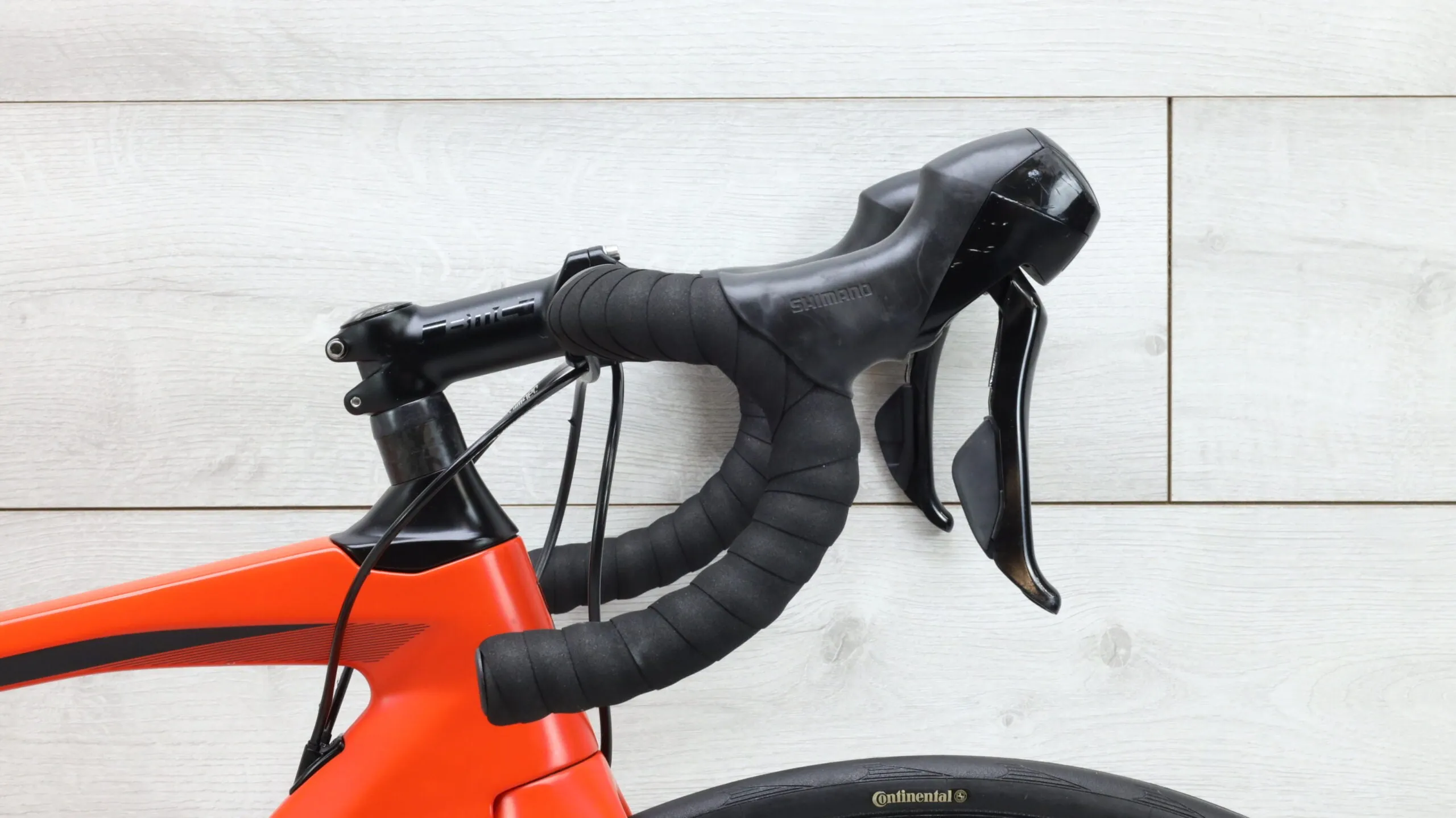 2017 BMC Roadmachine 02  Road Bike - 47cm