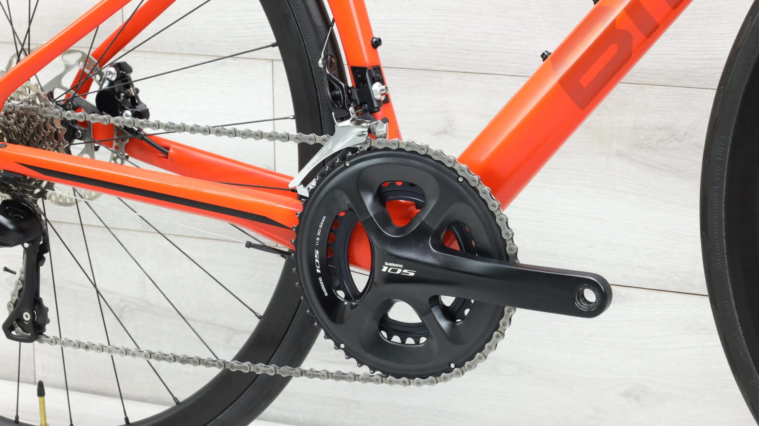 2017 BMC Roadmachine 02  Road Bike - 47cm