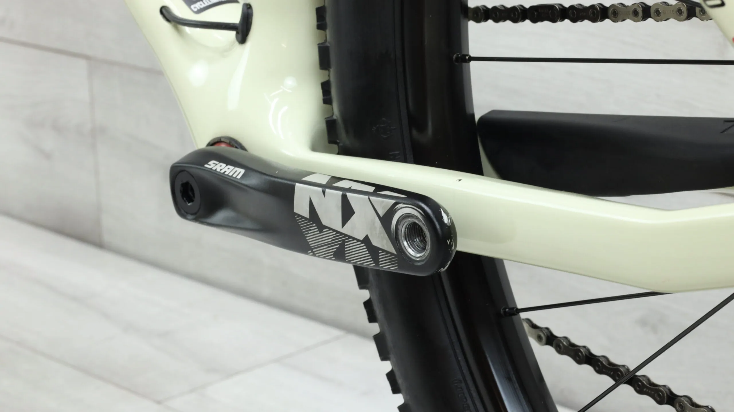 2019 Kona Honzo CR  Mountain Bike - Large