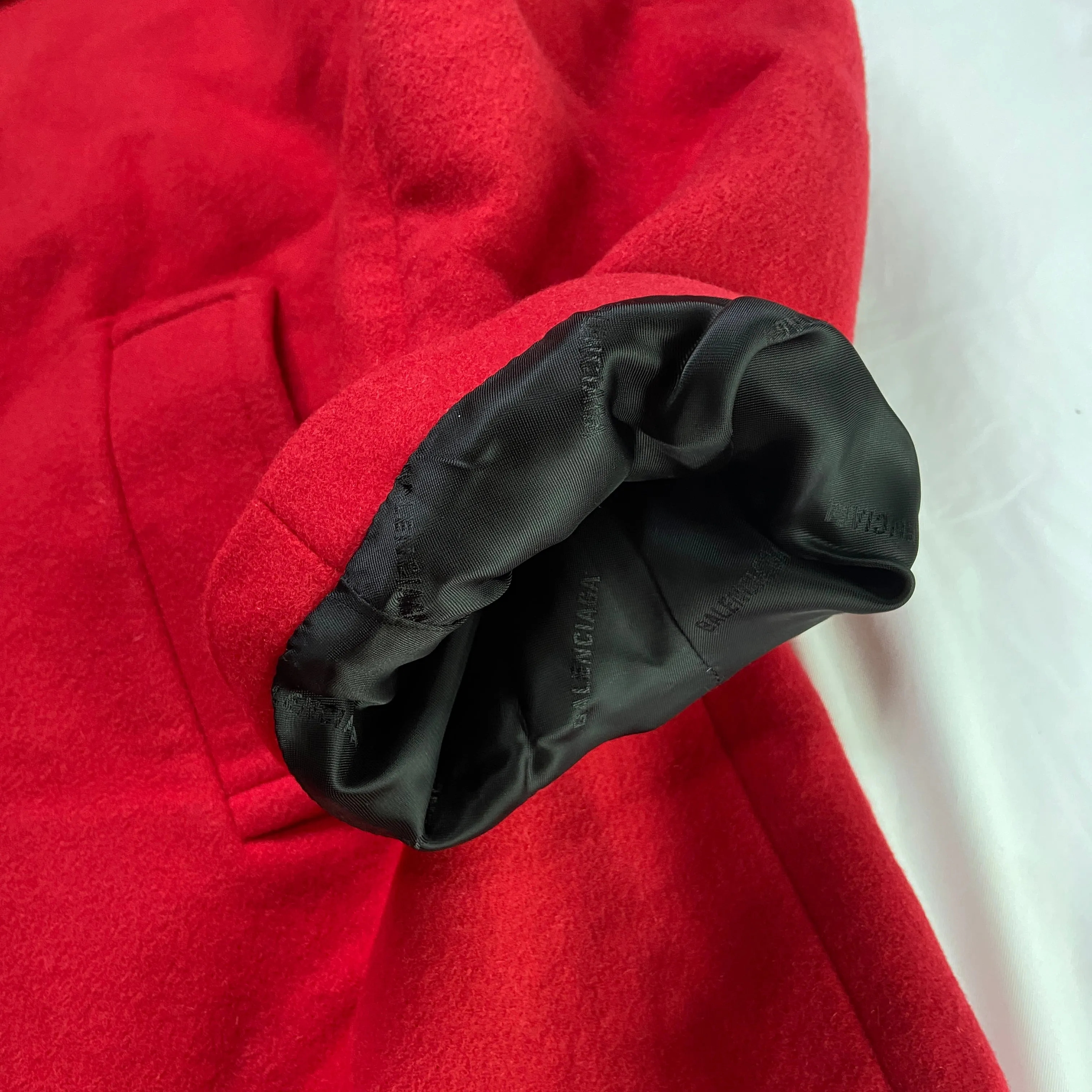 Balenciaga Ss19 runway 80s boxy shoulder red camel wool coat jacket 46