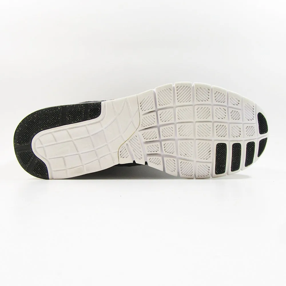 NIKE Signature