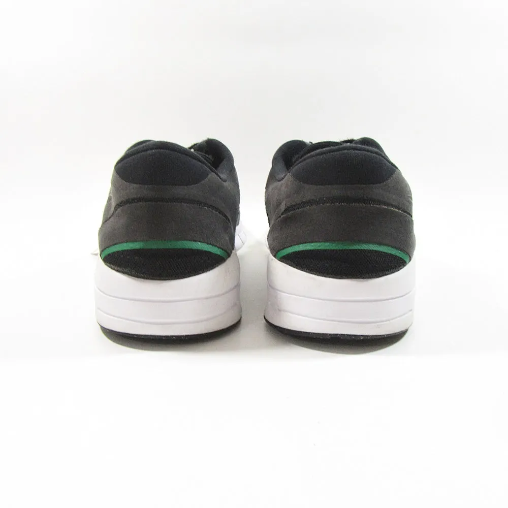 NIKE Signature