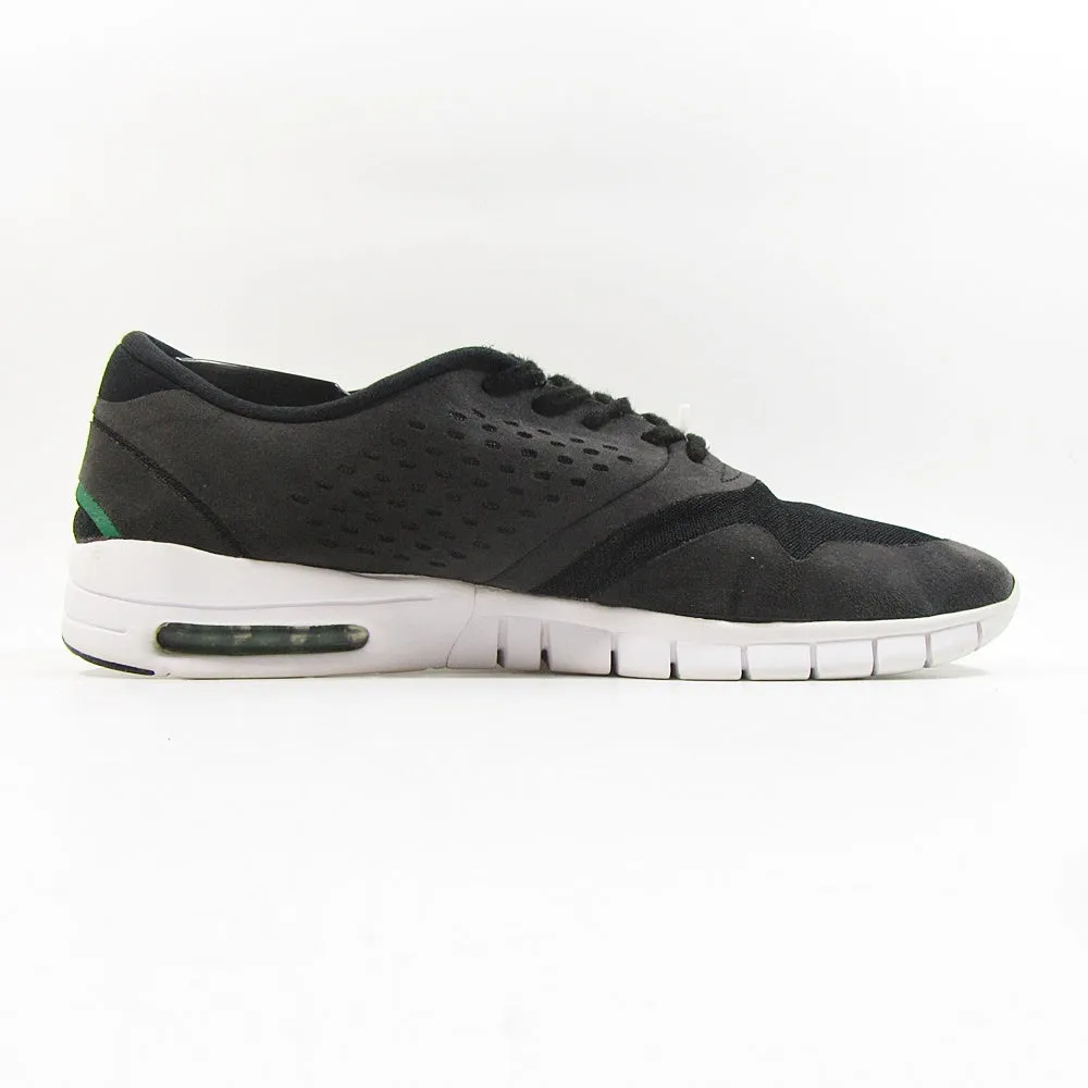 NIKE Signature