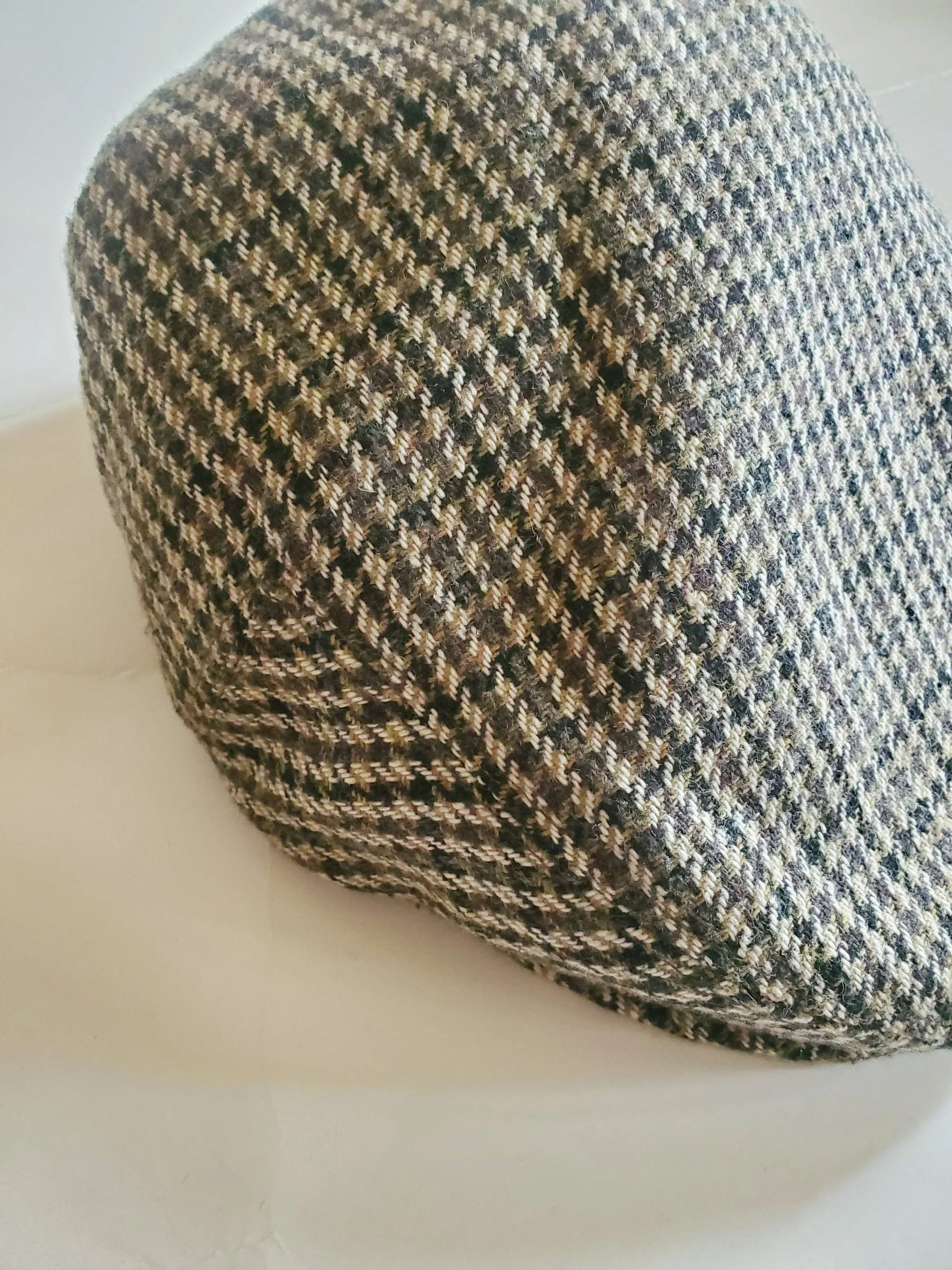 Vedazzling Newhattan Vintage Cap