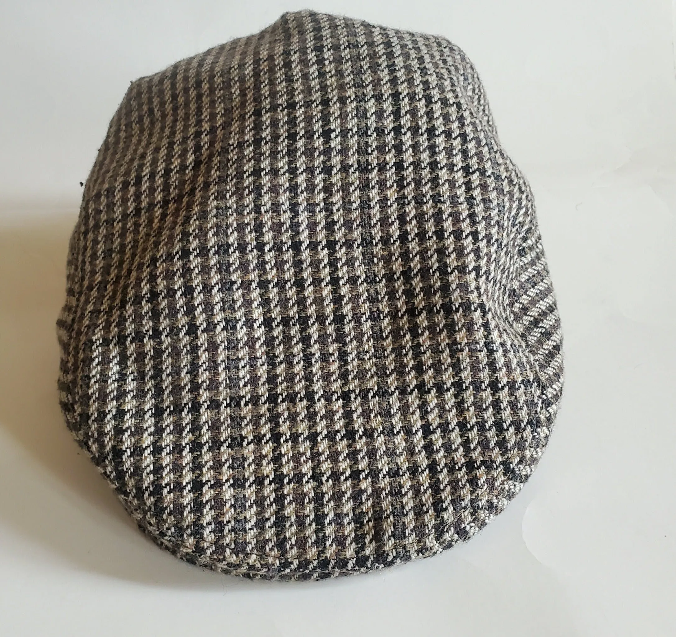 Vedazzling Newhattan Vintage Cap